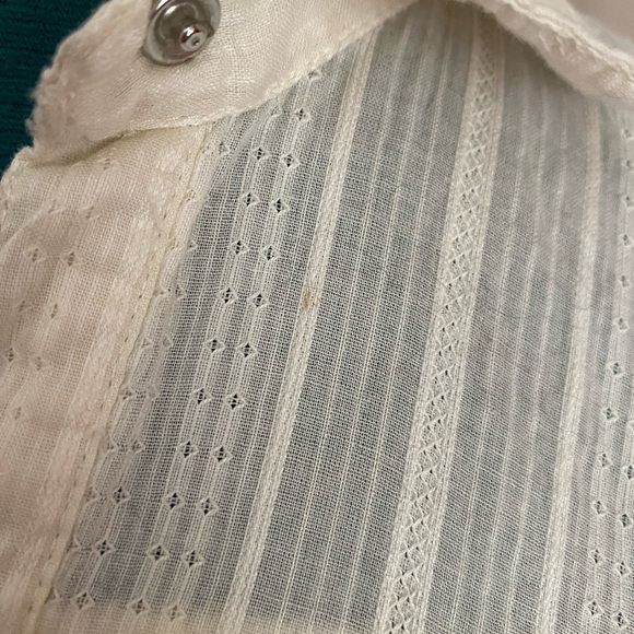 No Boundaries sleeveless button front ruffle top Small - Picture 6 of 6